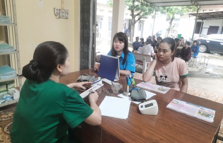 Việt Yên tổ chức đợt cao điểm chiến dịch truyền thông lồng ghép cung cấp dịch vụ CSSKSS/KHHGĐ đợt 1 năm 2024