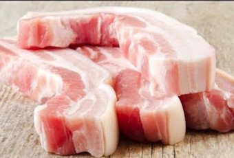 Thịt lợn: Thực phẩm không thể thiếu trong bữa ăn gia đình