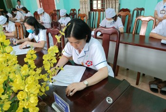 Hội thi Điều dưỡng viên, Kỹ thuật viên,  Hộ sinh giỏi Trung tâm Y tế Việt Yên năm 2022