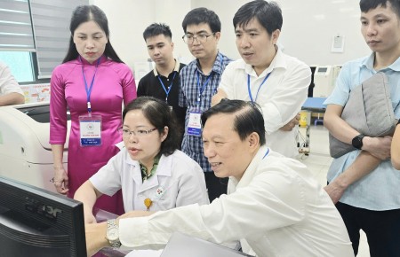 Trung tâm Y tế Việt Yên được đánh giá đủ điều kiện triển khai chính thức bệnh án điện tử